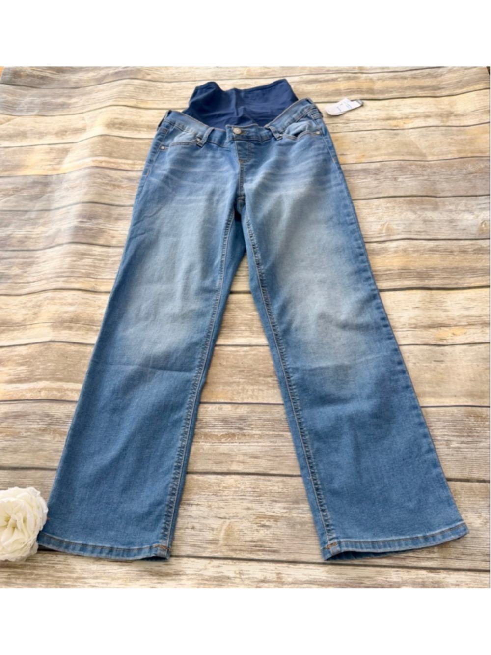 NWT BAGGY STRAIGHT MATERNITY JEANS